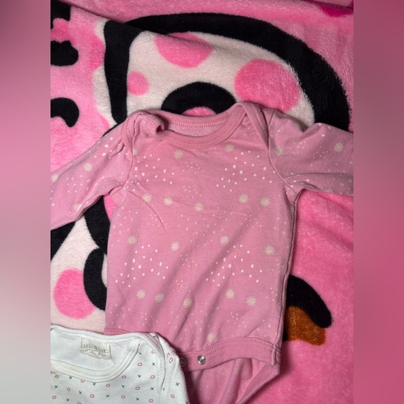 Newborn girl onesie bundle - Picture 8 of 8